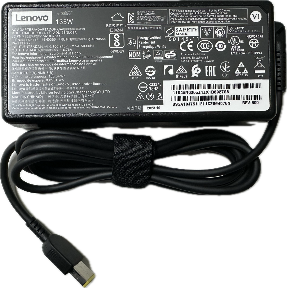 Lenovo ThinkPad Oplader 135 Watt  Square-Tip aansluiting